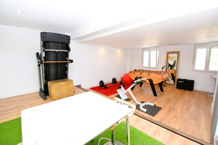 Image No.26-3 Bed Property for sale