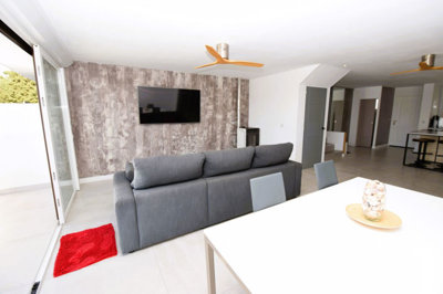 7-aa4cc561180b369757c0bb4af9886cd3