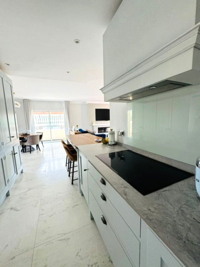 Image No.6-3 Bed Property for sale