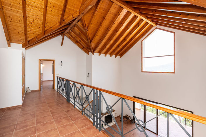 Image No.31-4 Bed Property for sale
