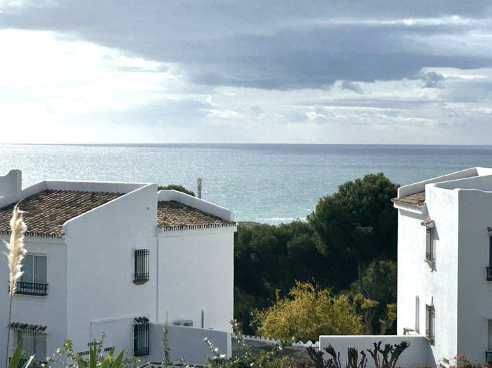 Image No.19-1 Bed Property for sale