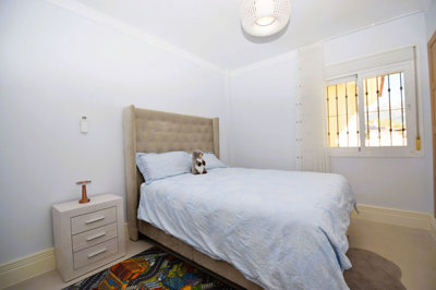 15-11d12f2f454f2f5e9b981fdd8b901d51