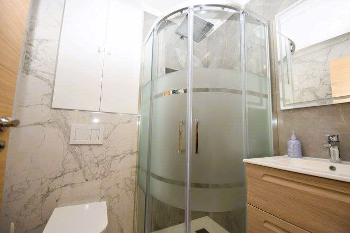 Image No.16-3 Bed Property for sale