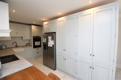 8-e64a9055bba3e77ac8aca3b893cdf826