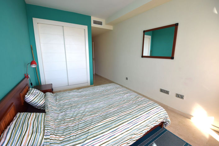 Image No.17-2 Bed Property for sale