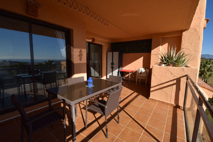 Image No.2-2 Bed Property for sale