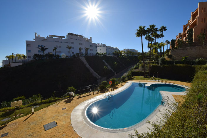 Image No.25-2 Bed Property for sale