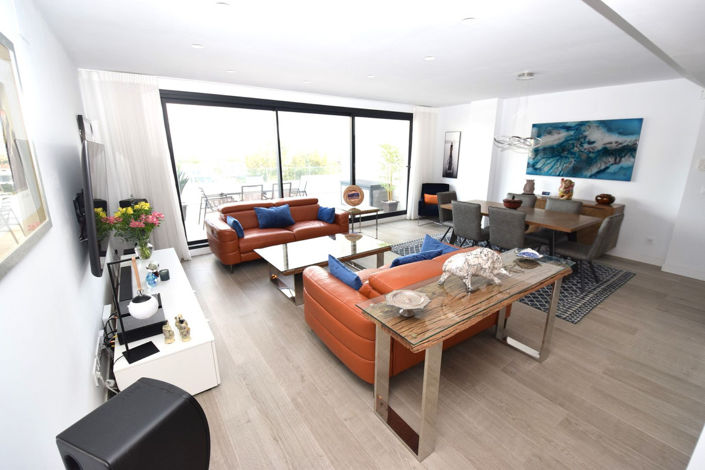 Image No.13-3 Bed Property for sale