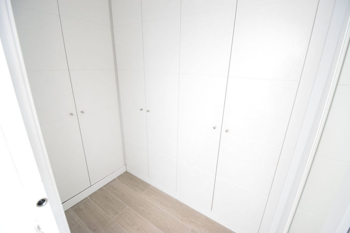 Image No.19-3 Bed Property for sale