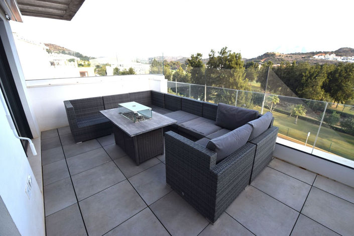 Image No.5-3 Bed Property for sale