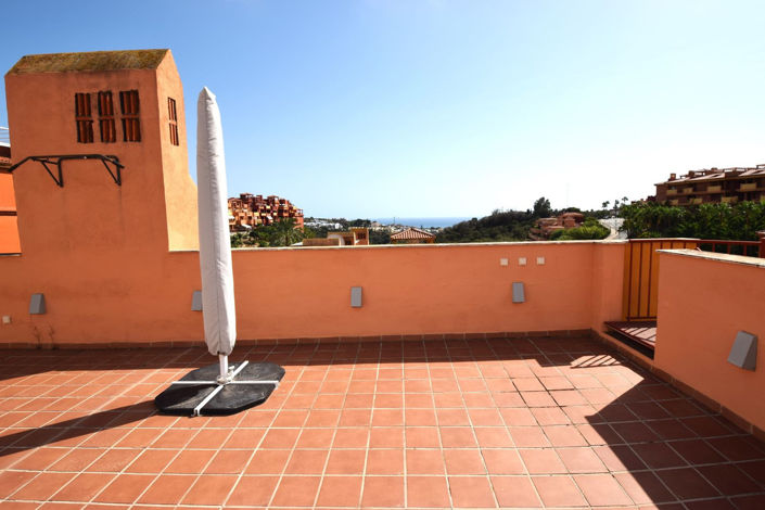 Image No.14-2 Bed Property for sale