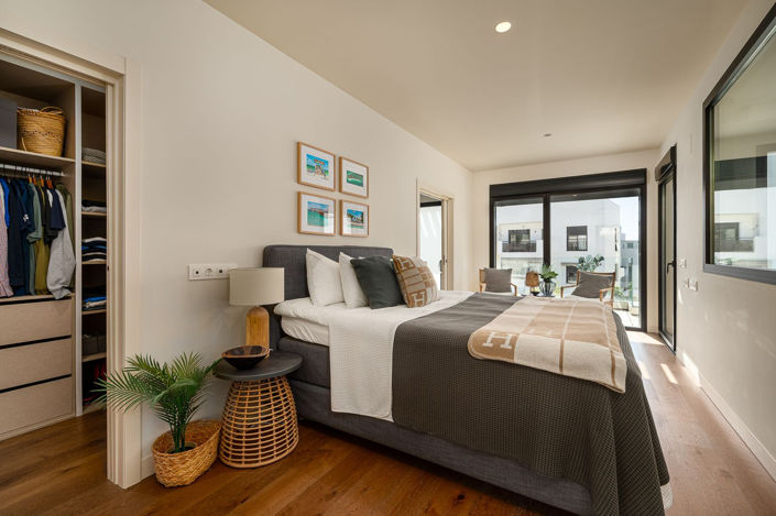 Image No.16-4 Bed Property for sale