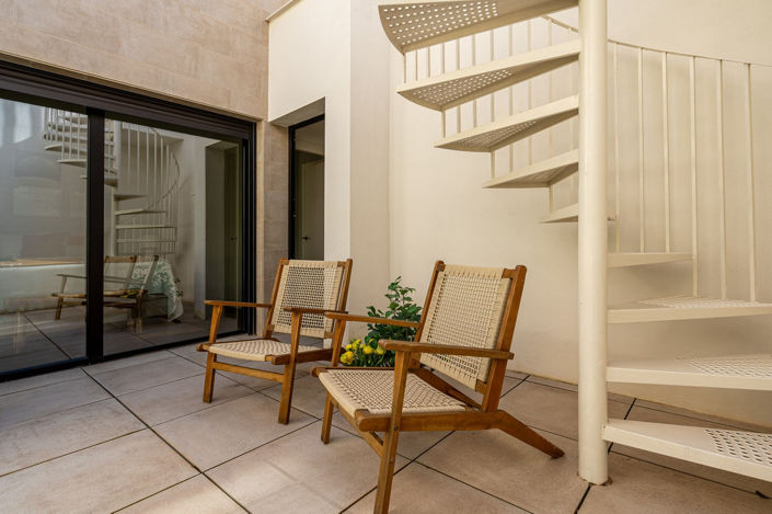 Image No.31-4 Bed Property for sale