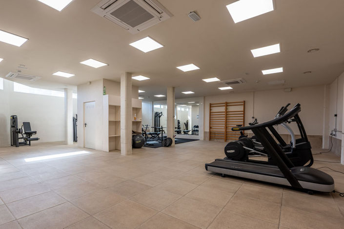 Image No.40-4 Bed Property for sale