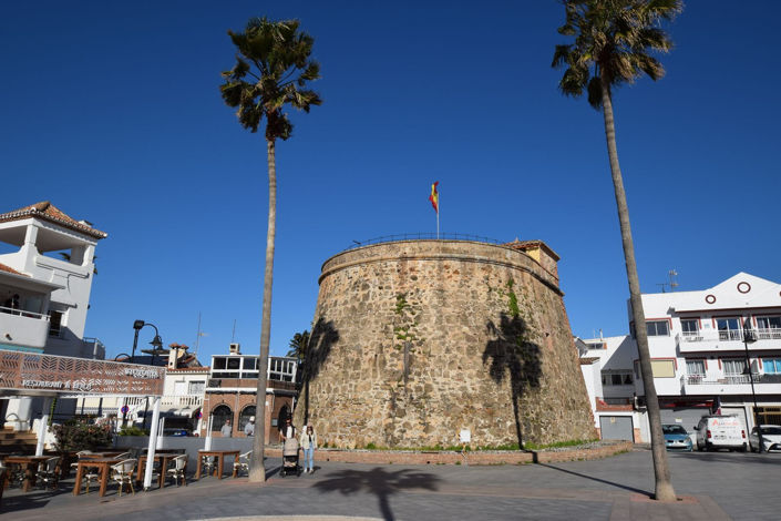 Image No.42-4 Bed Property for sale