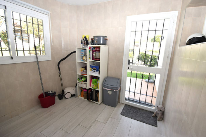 Image No.14-3 Bed Property for sale