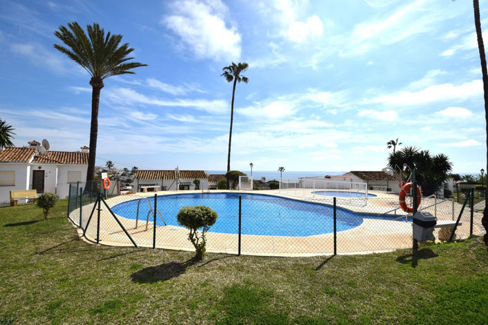 Image No.3-3 Bed Property for sale
