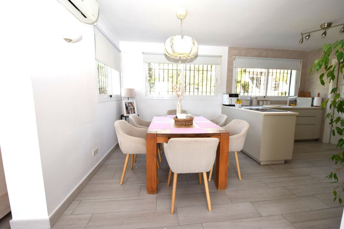 Image No.9-3 Bed Property for sale