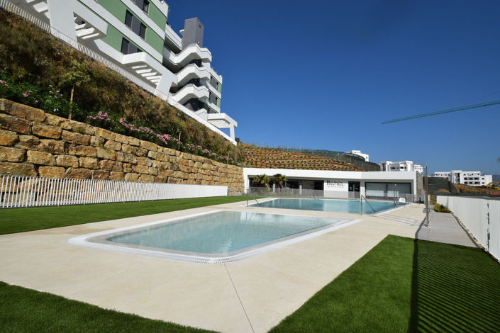 Image No.11-3 Bed Property for sale