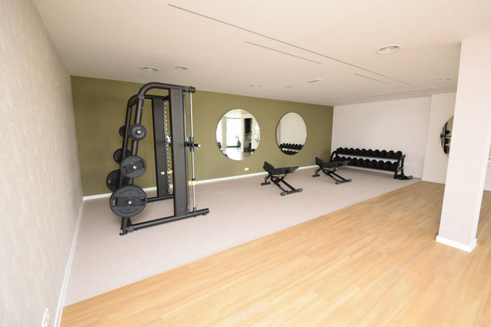 Image No.24-3 Bed Property for sale