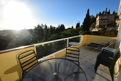 2-5bd7b9d04b45e33852eaf0ec6670150d