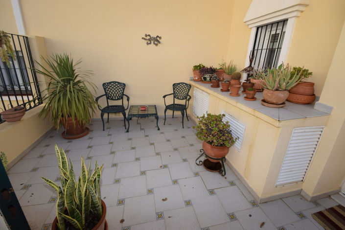 Image No.26-3 Bed Property for sale