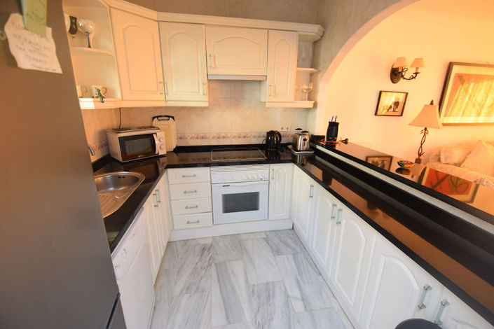 Image No.9-3 Bed Property for sale