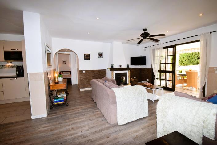 Image No.3-3 Bed Property for sale