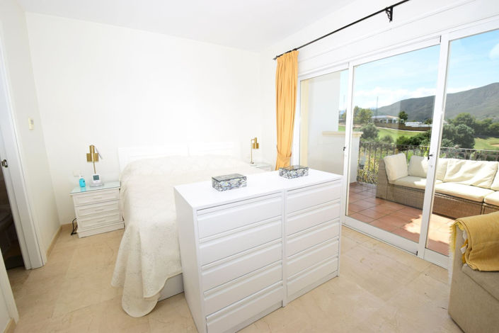 Image No.10-3 Bed Property for sale