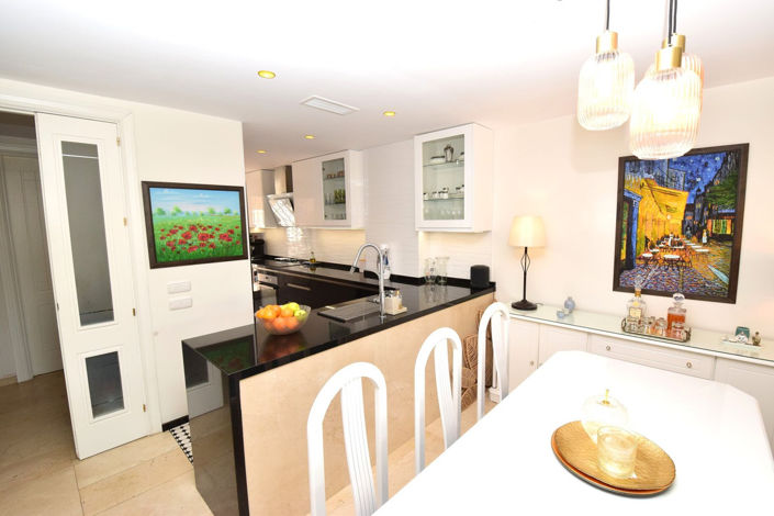 Image No.6-3 Bed Property for sale