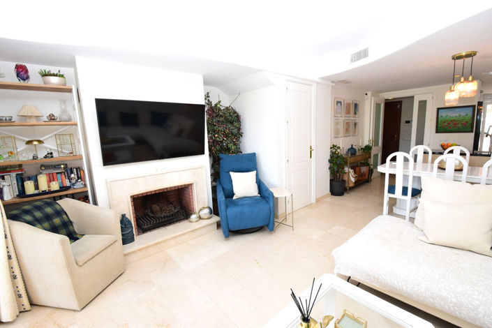 Image No.9-3 Bed Property for sale