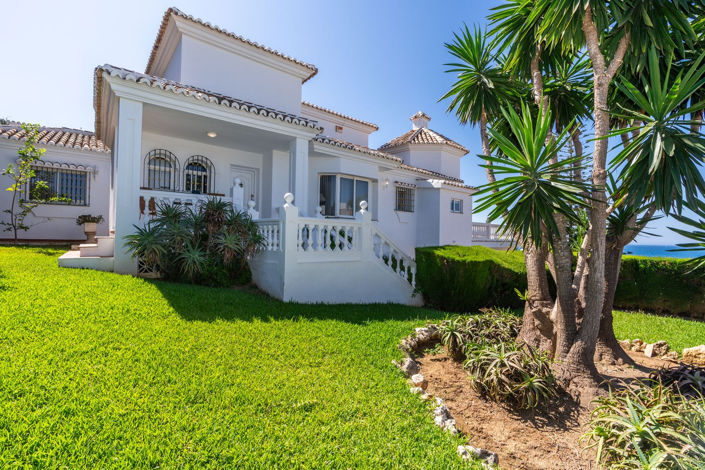 Image No.19-4 Bed Property for sale