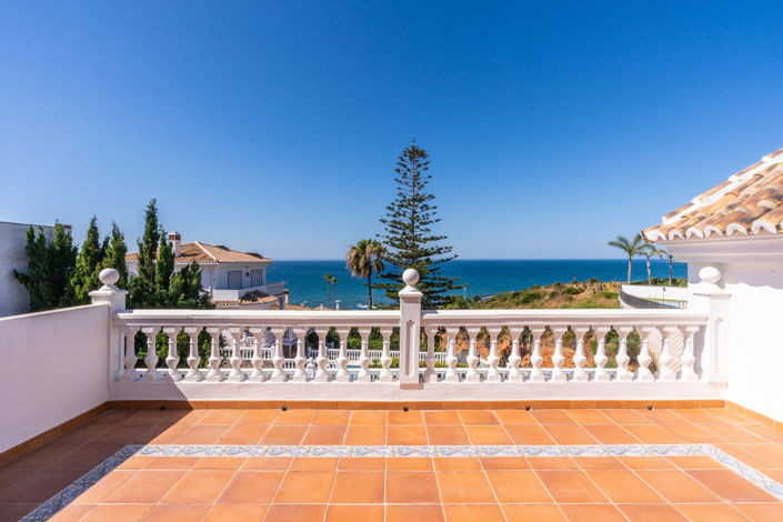 Image No.9-4 Bed Property for sale
