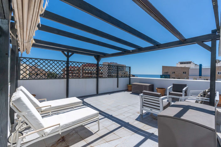 Image No.2-5 Bed Property for sale