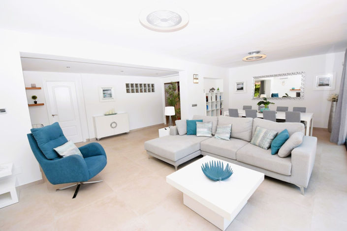 Image No.4-6 Bed Property for sale
