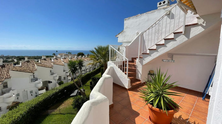 Image No.13-3 Bed Property for sale