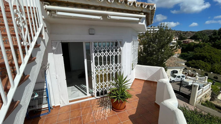 Image No.16-3 Bed Property for sale