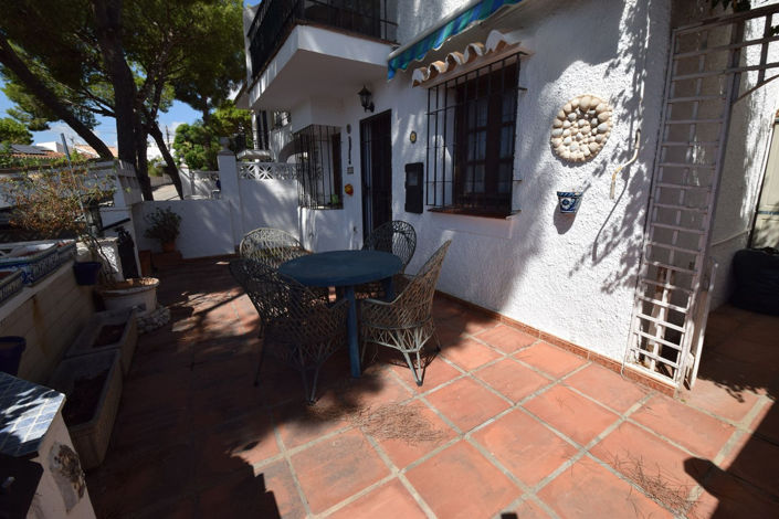 Image No.8-2 Bed Property for sale