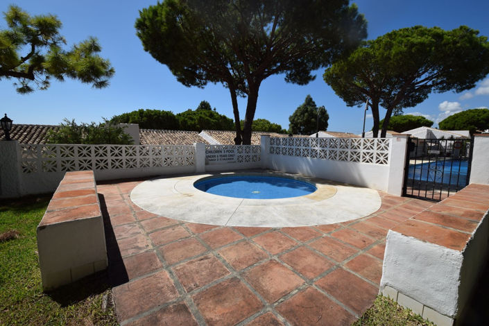Image No.9-2 Bed Property for sale