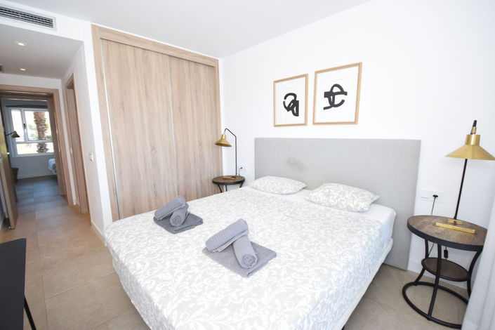 Image No.20-2 Bed Property for sale