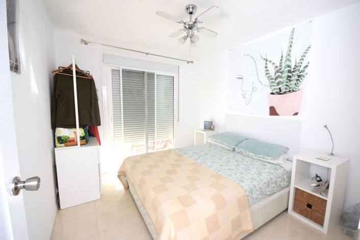 Image No.30-3 Bed Property for sale