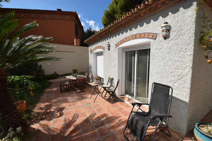 Image No.6-3 Bed Property for sale