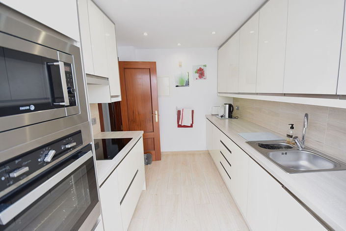 Image No.15-3 Bed Property for sale