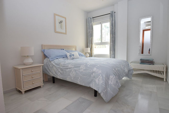 Image No.16-3 Bed Property for sale