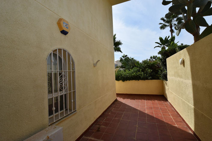 Image No.19-3 Bed Property for sale