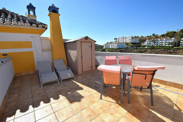 Image No.18-3 Bed Property for sale