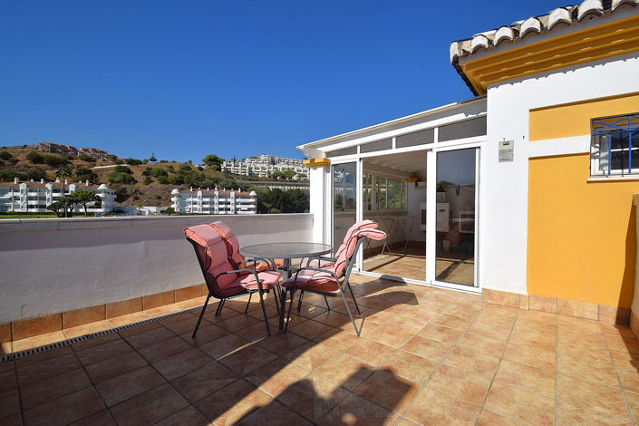 Image No.19-3 Bed Property for sale