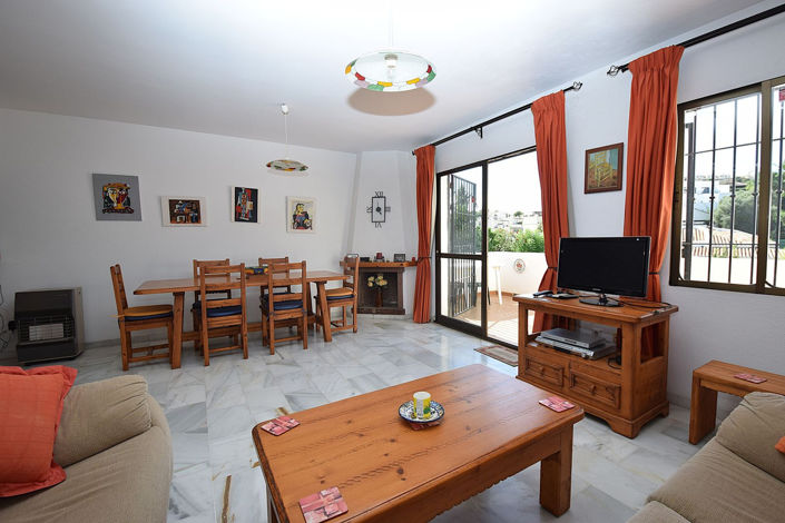 Image No.14-2 Bed Property for sale