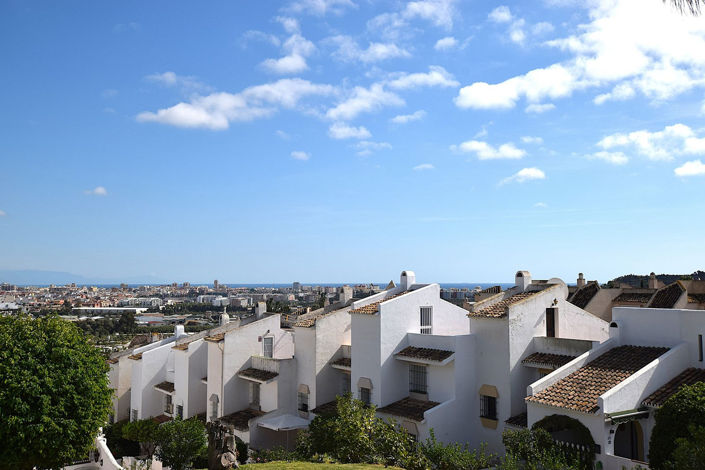 Image No.30-2 Bed Property for sale