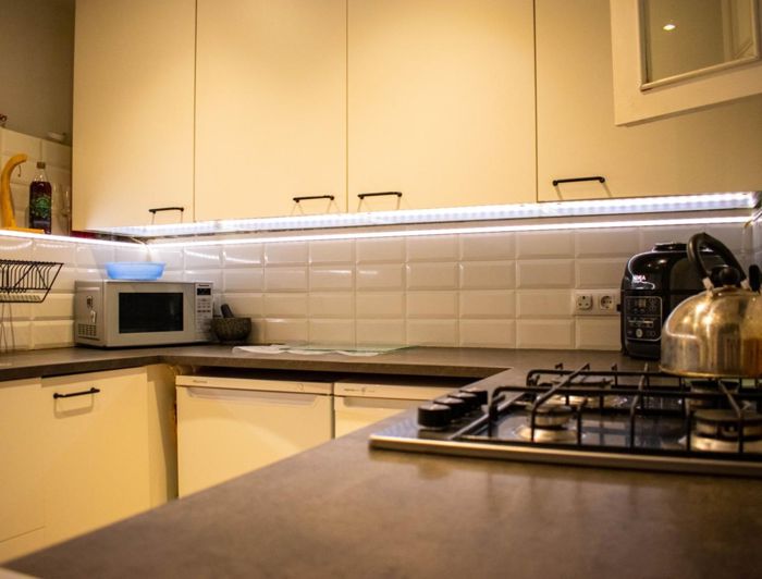 Image No.12-2 Bed Property for sale